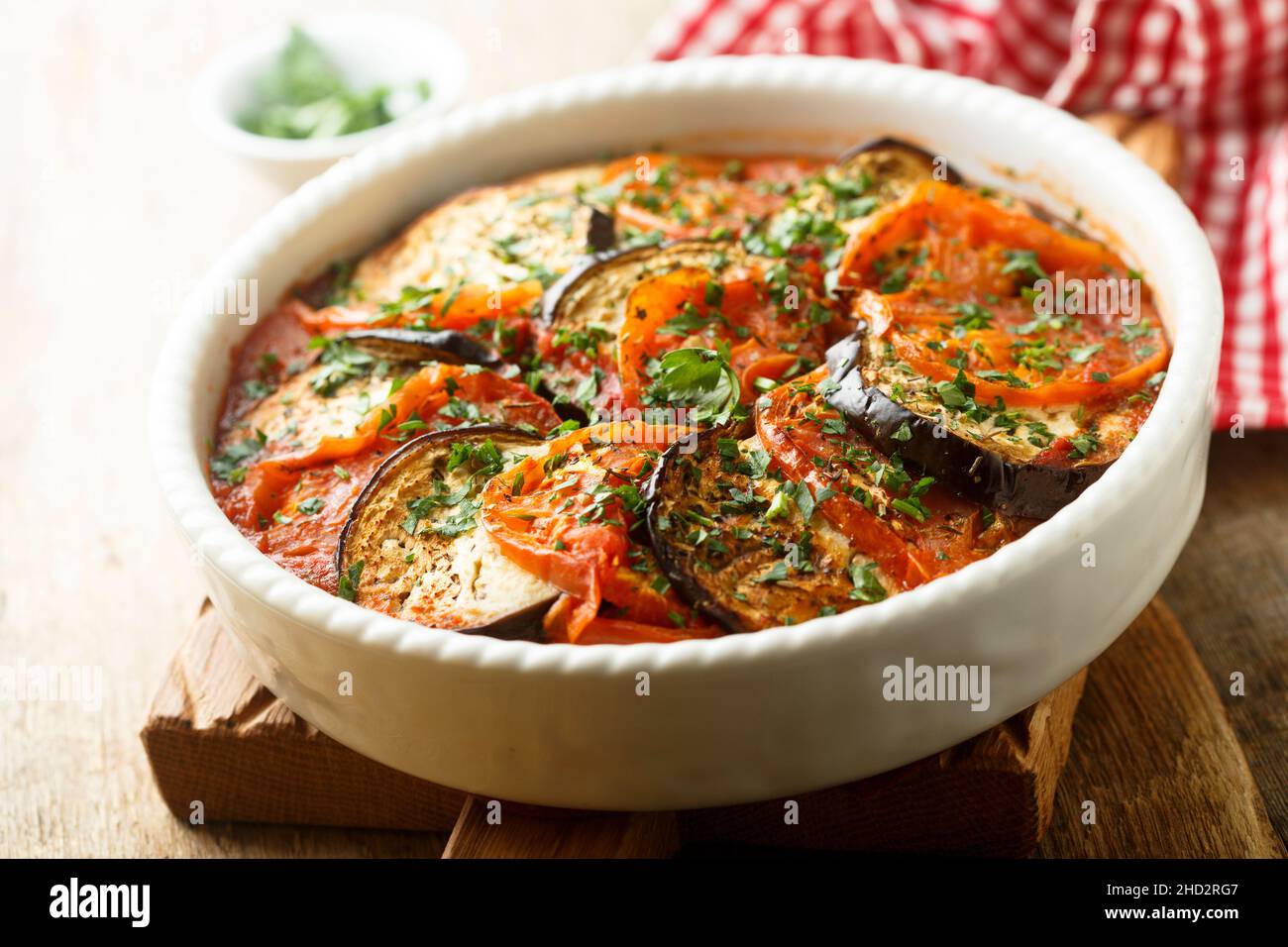 Aubergines et tomates maison Banque D'Images