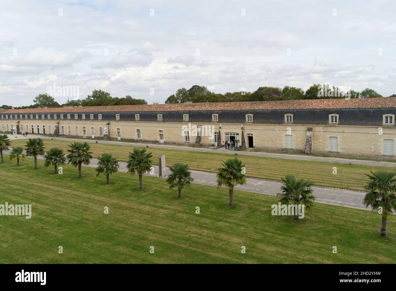 la Corderie Royale est située dans le centre de Rochefort, sur les rives de la Charente et entièrement rénovée Banque D'Images