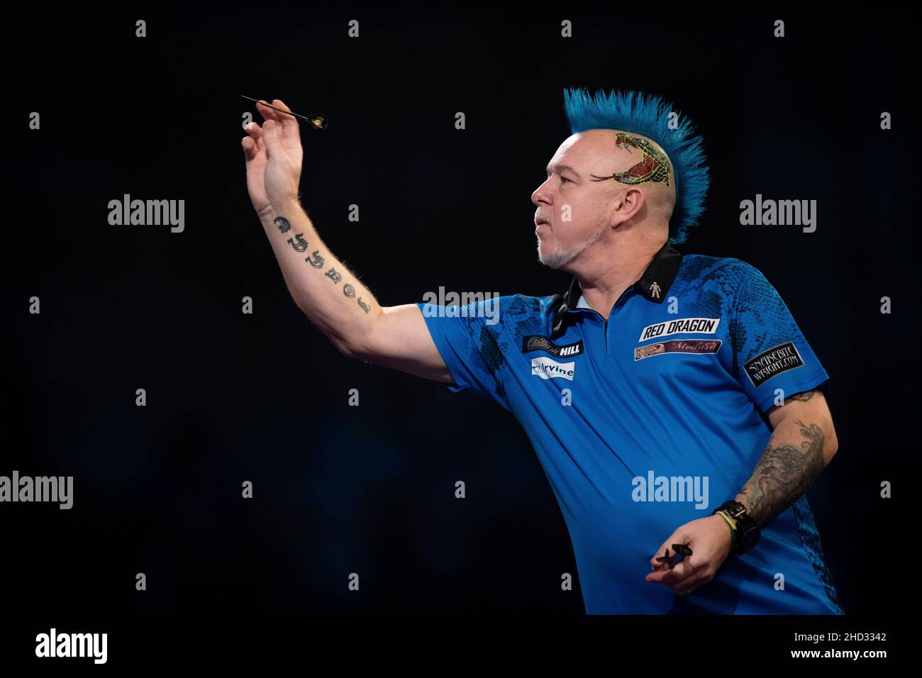Peter Wright au cours de la quinze journée du Championnat du monde des fléchettes William Hill à Alexandra Palace, Londres.Date de la photo: Dimanche 2 janvier 2022. Banque D'Images