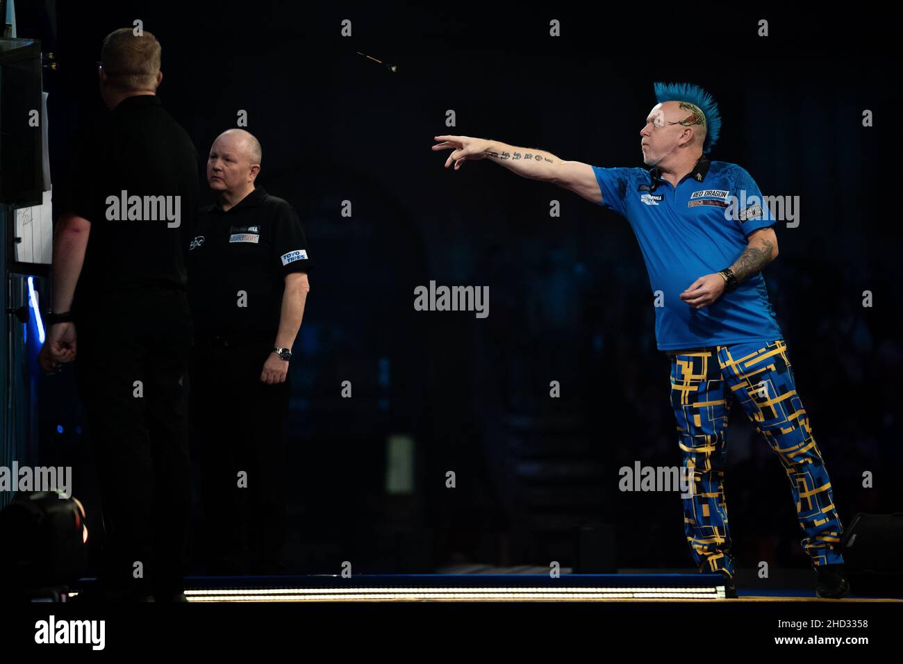 Peter Wright au cours de la quinze journée du Championnat du monde des fléchettes William Hill à Alexandra Palace, Londres.Date de la photo: Dimanche 2 janvier 2022. Banque D'Images