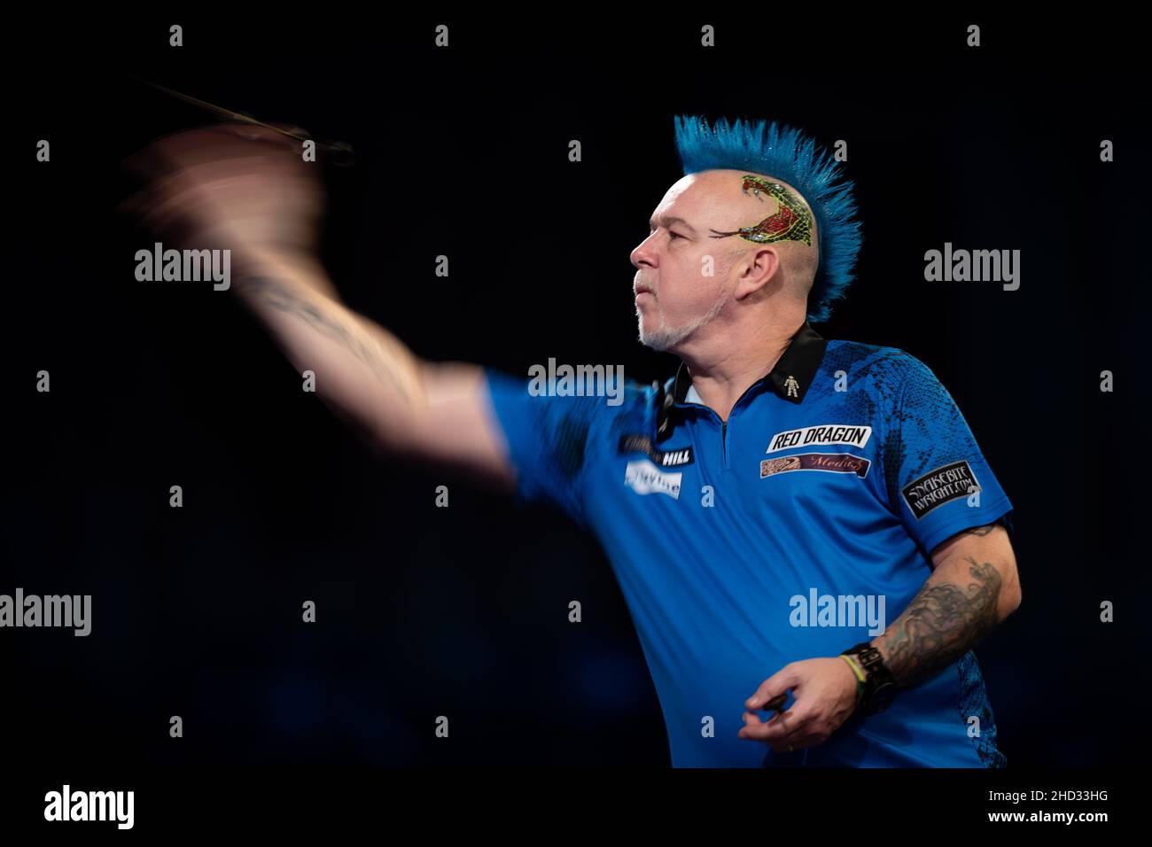 Peter Wright au cours de la quinze journée du Championnat du monde des fléchettes William Hill à Alexandra Palace, Londres.Date de la photo: Dimanche 2 janvier 2022. Banque D'Images