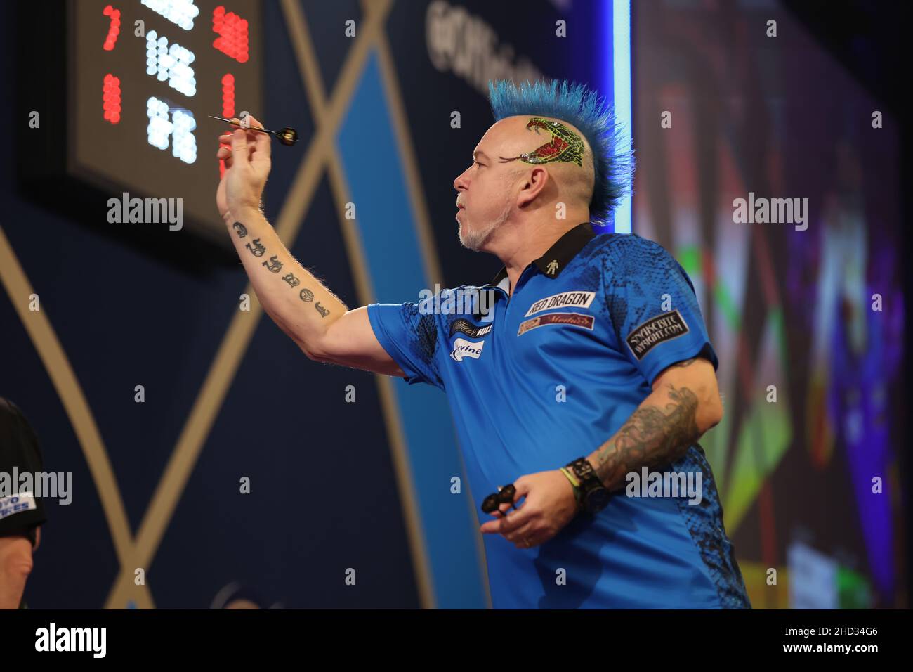 Londres, Royaume-Uni.2nd janvier 2022 ; Alexandra Palace, Londres, Angleterre : le William Hill World Darts Tournament, demi-finales ; Peter Wright à acton pendant son match avec Gary Anderson Credit: Action plus Sports Images/Alay Live News Banque D'Images