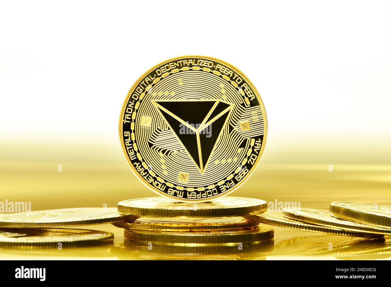 Tron crypto-monnaie , pièces d'or , exploitation minière , futur argent Banque D'Images