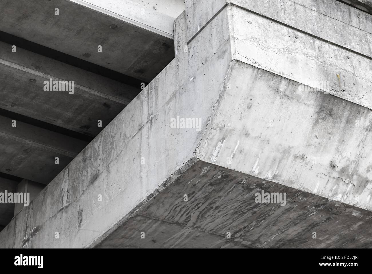 Détails de béton rugueux d'une portée de pont.Résumé architecture industrielle Banque D'Images