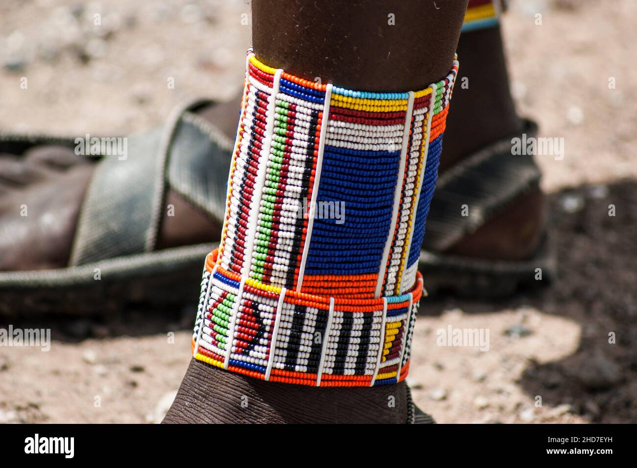 Maasai beaded bracelet Banque de photographies et d'images à haute  résolution - Alamy