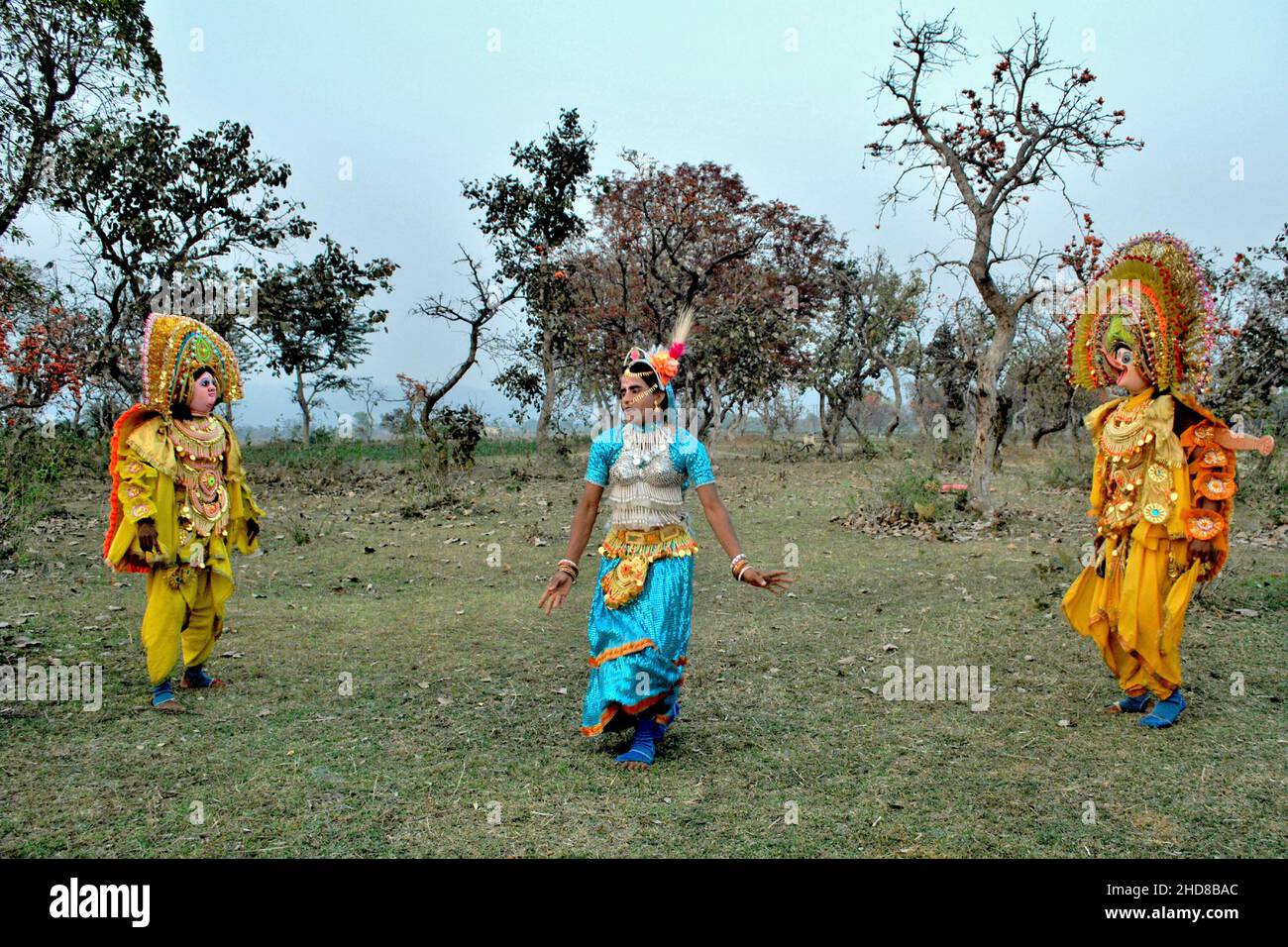 image du programme de danse chhau à purulia Banque D'Images