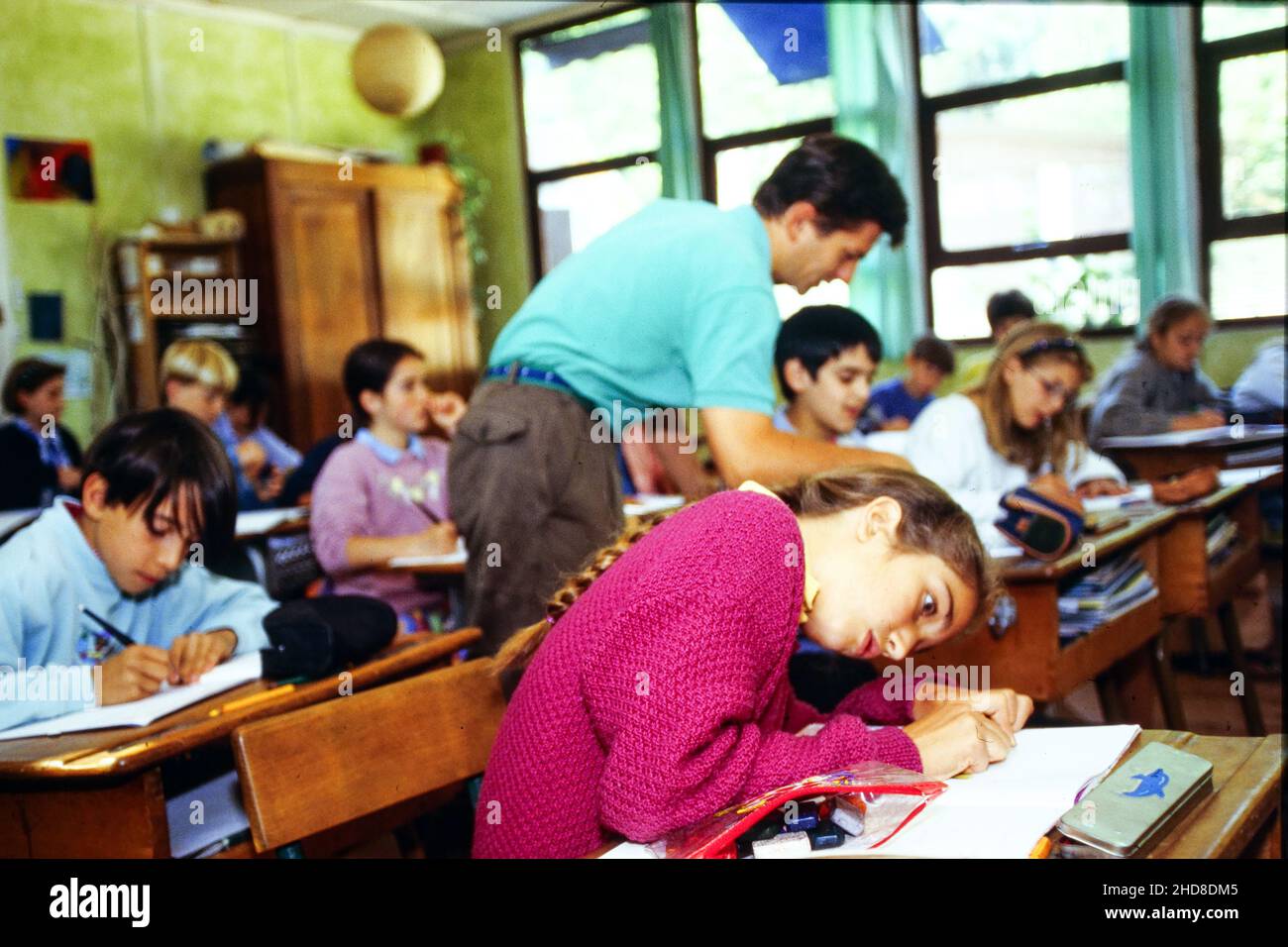 Archives 90ies : élèves de l'école privée Steiner, Saint-Genis Laval, Rhône, France, 1995 Banque D'Images