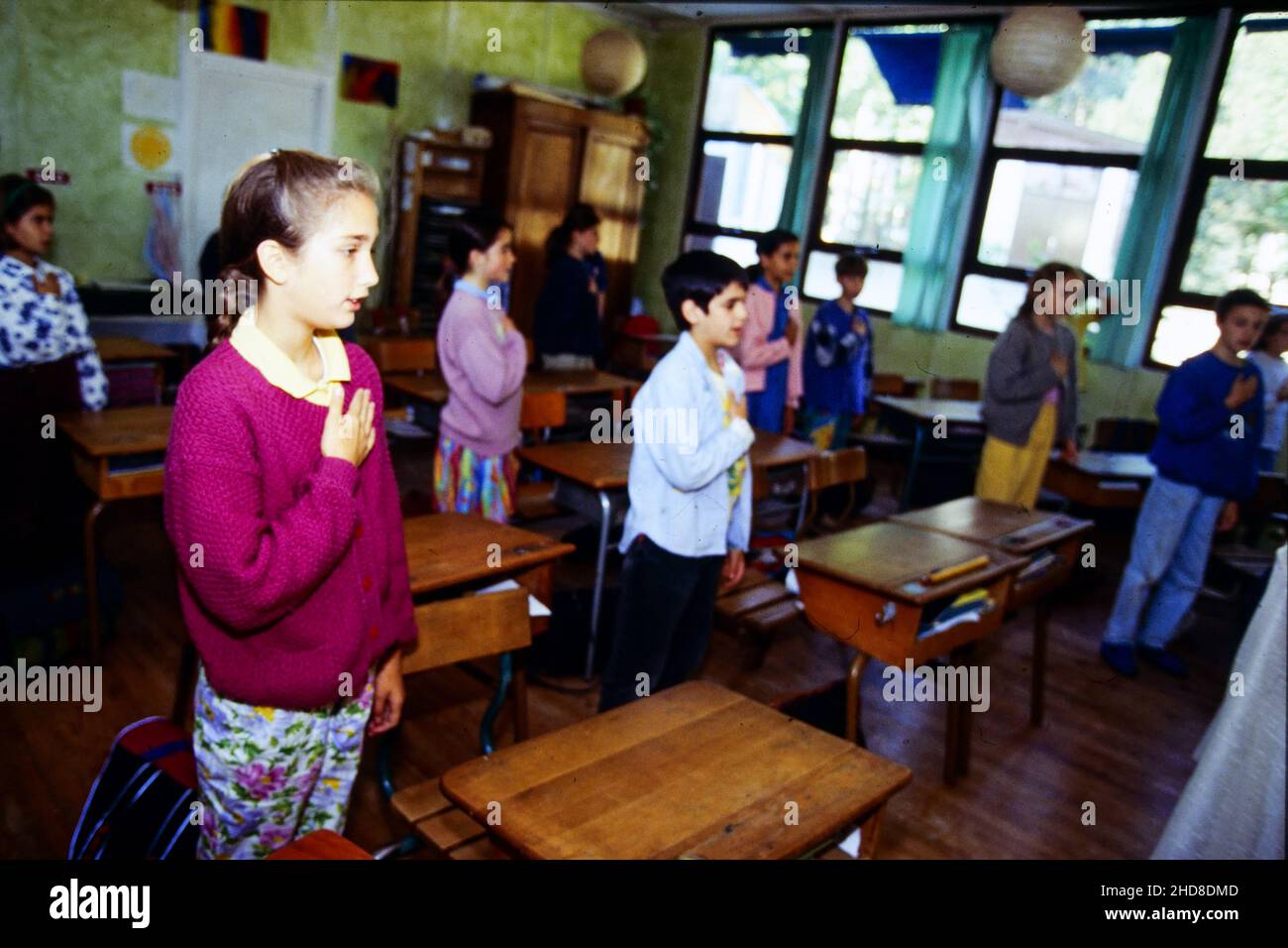 Archives 90ies : élèves de l'école privée Steiner, Saint-Genis Laval, Rhône, France, 1995 Banque D'Images