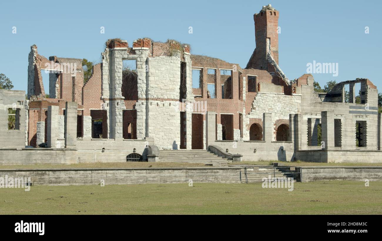 Les ruines de Dungeness Mansion sur l'île Cumberland, Géorgie, États-Unis. Banque D'Images