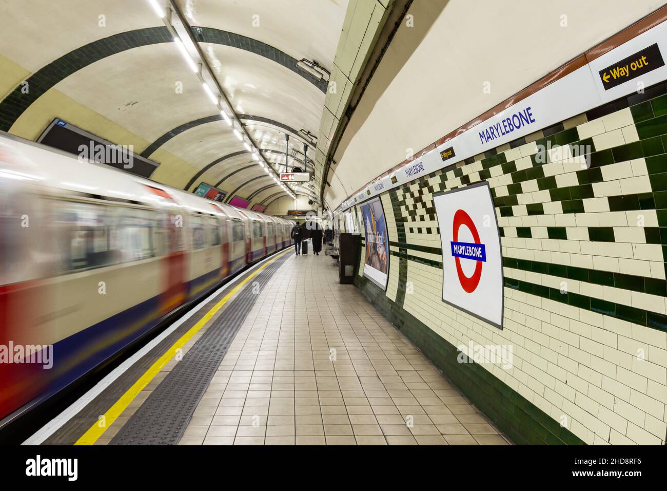 Plate-forme Bakerloo Line à la station Marylebone du métro de Londres Banque D'Images