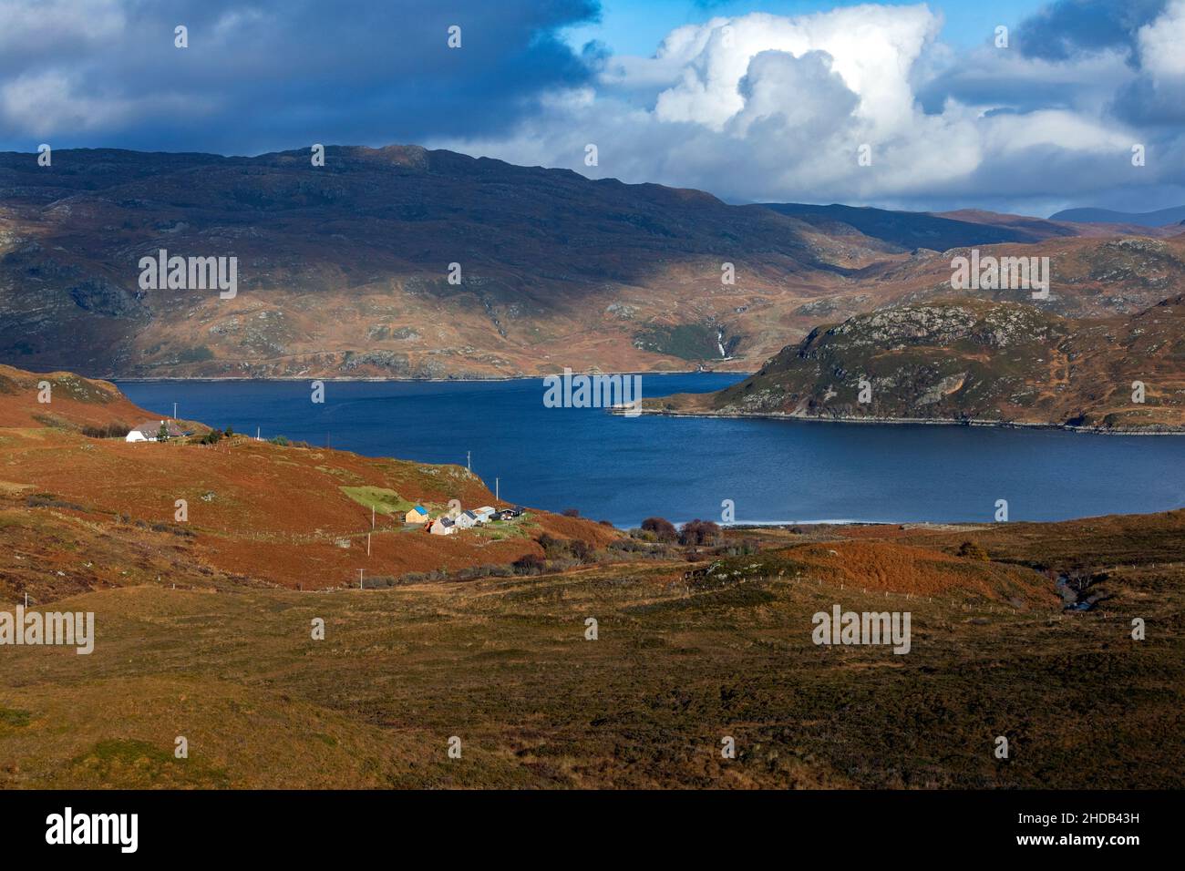 Loch Glendhu près d'Unapool dans les Highlands écossais. Banque D'Images