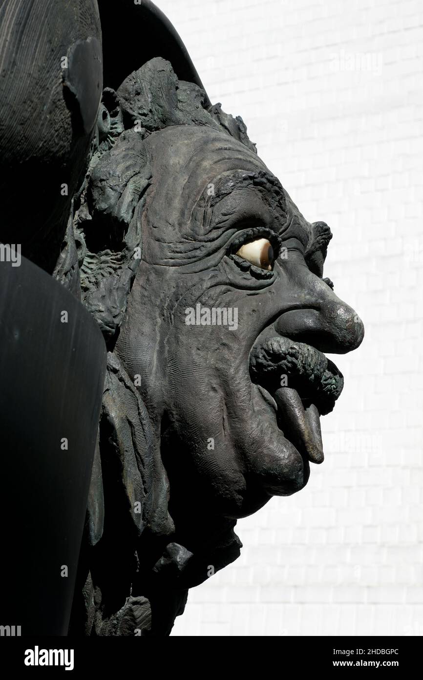 Ulm, Allemagne: Albert Einstein Monument.Ulm est le lieu de naissance du célèbre physicien. Banque D'Images