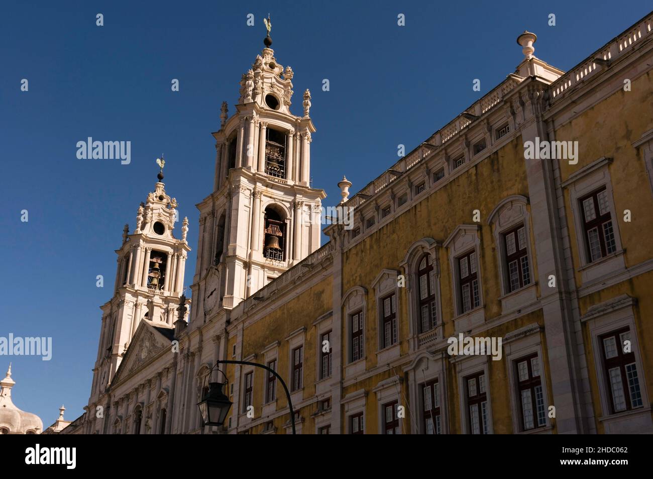 Ist eine Kleinstadt Mafra au Portugal, 40 km nordwestlich von Lissabon. Banque D'Images