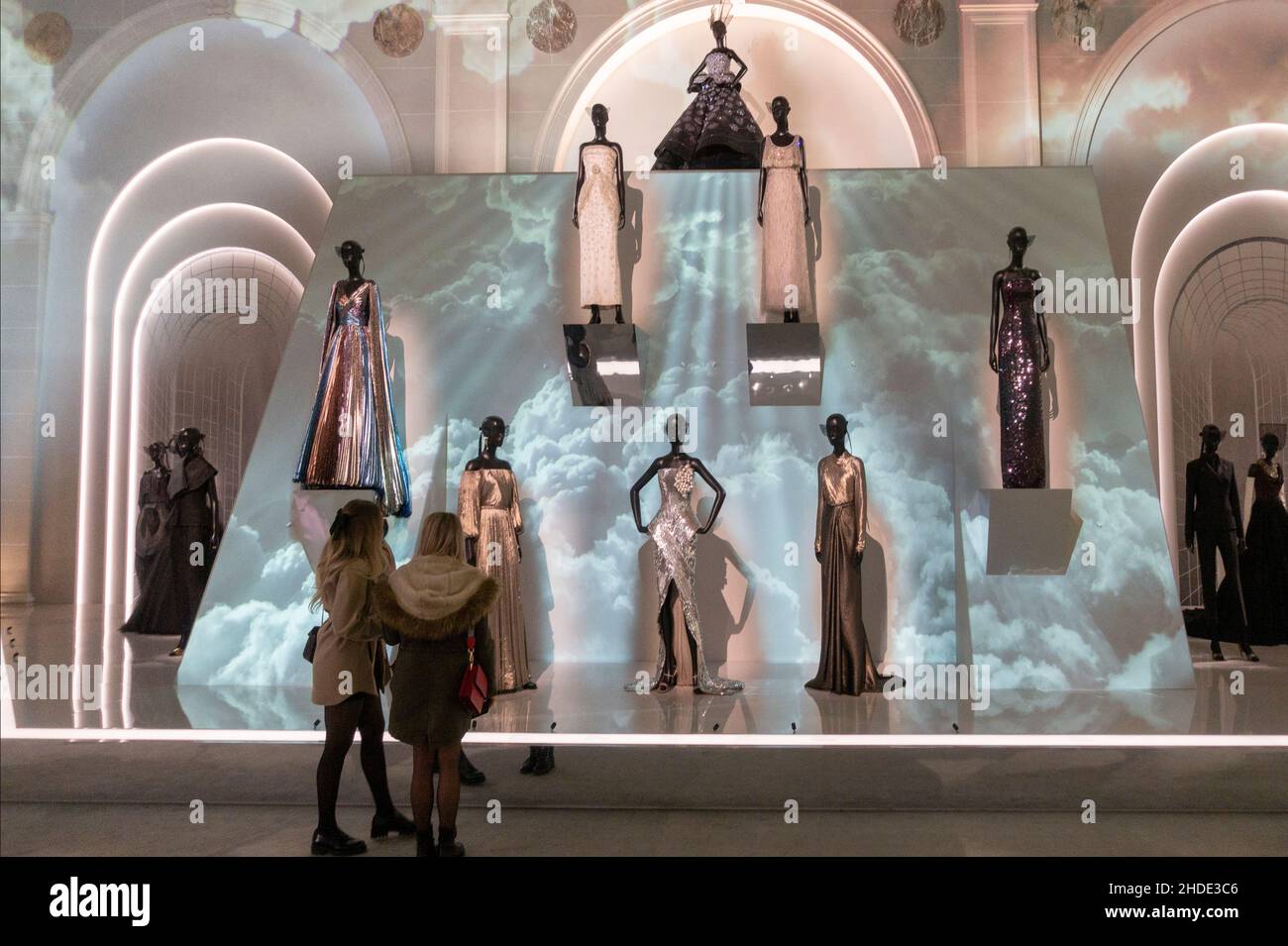 Christian Dior Designer of Dreams au Brooklyn Museum of Art de New York Banque D'Images