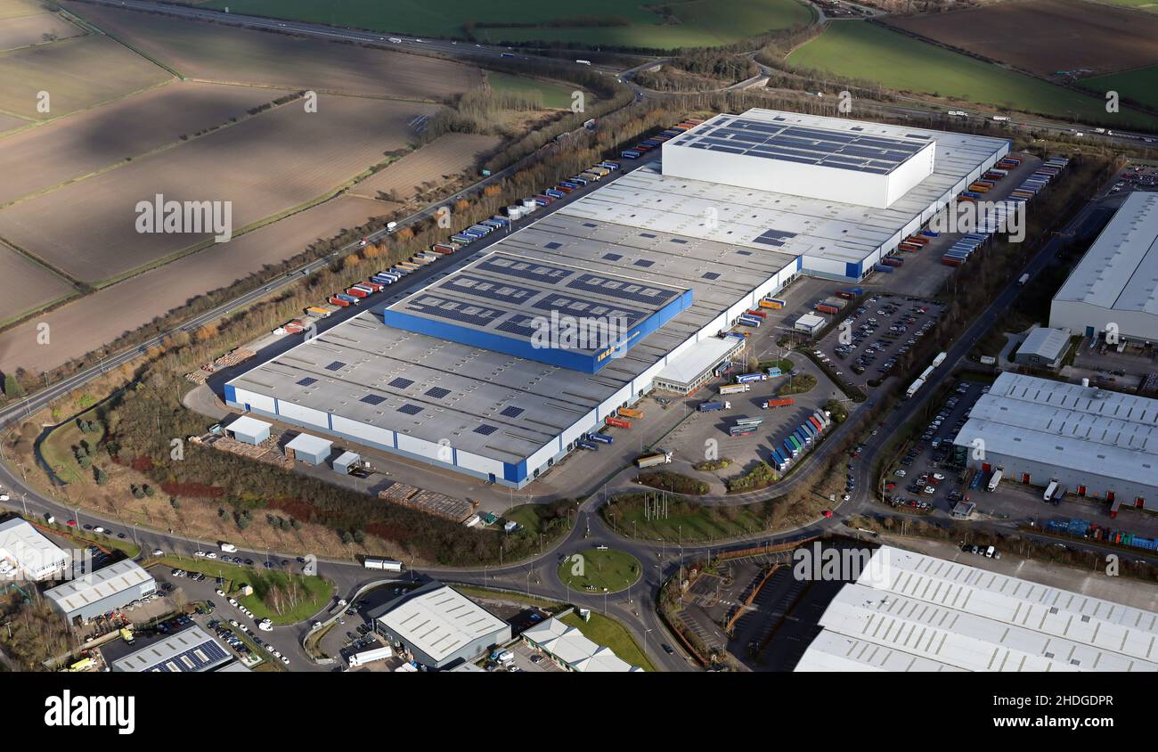 Vue aérienne du centre de distribution d'Ikea à Armthorpe, Doncaster, sortie 4 du M18, South Yorkshire Banque D'Images