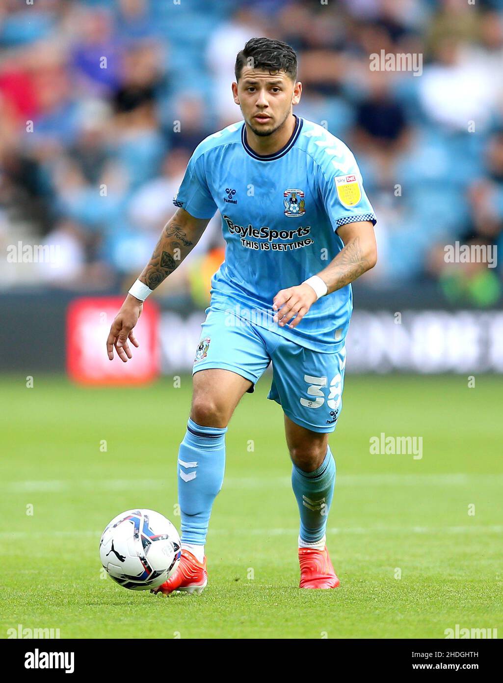 Photo du dossier datée du 18-09-2021 de Gustavo Hamer de Coventry City.Coventry évalue la forme physique de Simon Moore, Gus Hamer et Fankaty Dabo pour leur troisième manche de la coupe FA contre Derby.Les trois ont raté la défaite de Millwall en 1-0 à l'arène CBS le 29 décembre à cause de Covid-19 et pourraient être de retour ce week-end.Date d'émission : jeudi 6 janvier 2022. Banque D'Images