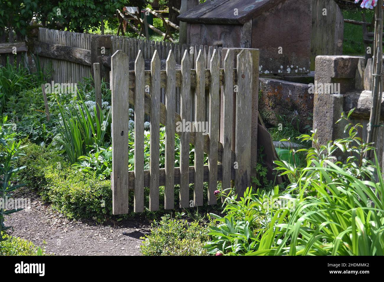 clôture de jardin, jardin de chalet, porte de jardin, clôtures, jardins de chalet,portes du jardin Banque D'Images