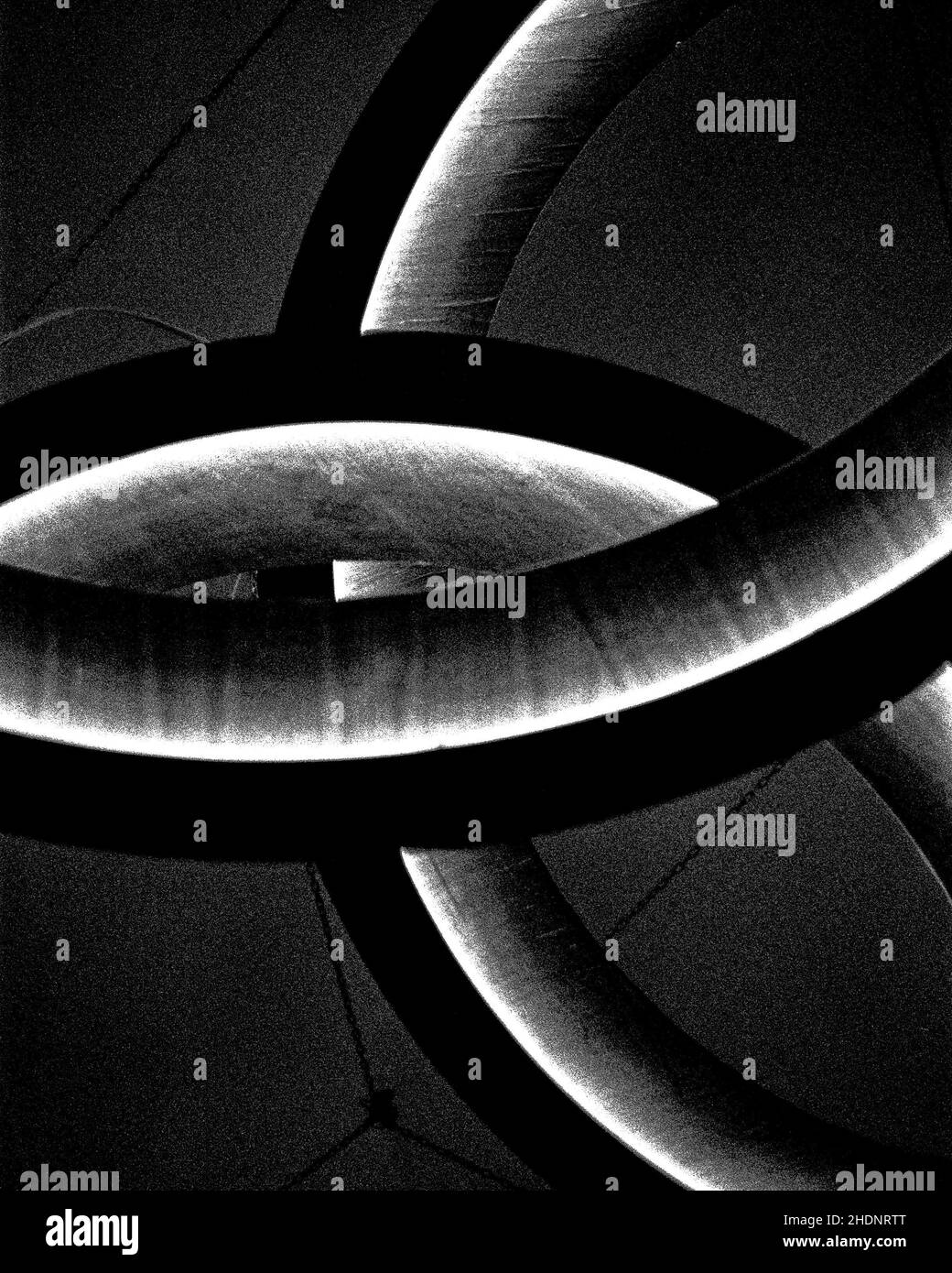 Image verticale en niveaux de gris des détails architecturaux et de l'art de la rue de Guangzhou, Chine Banque D'Images