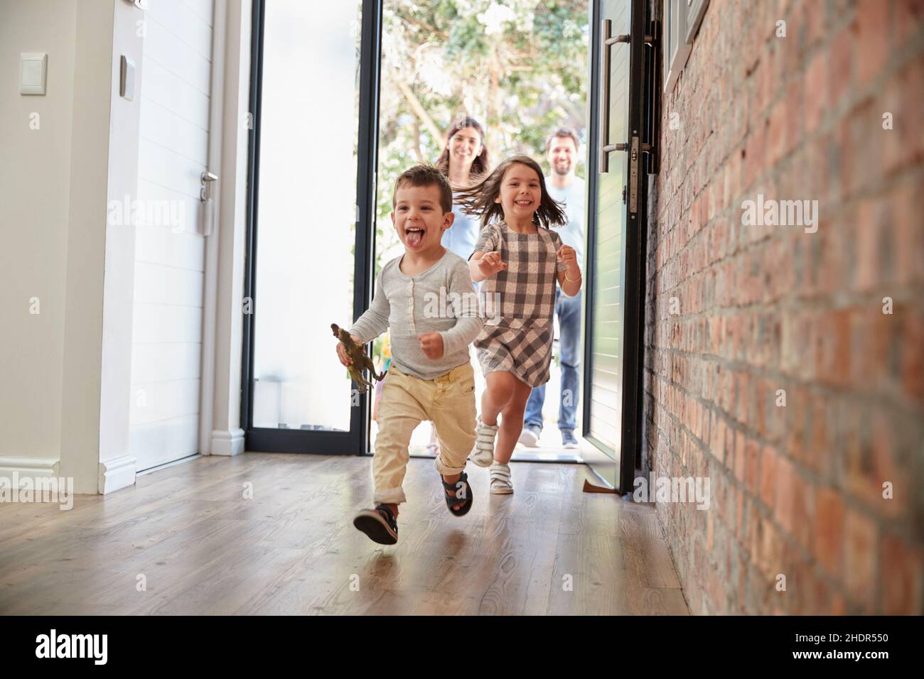 maison, famille, retour à la maison, maisons, familles Banque D'Images