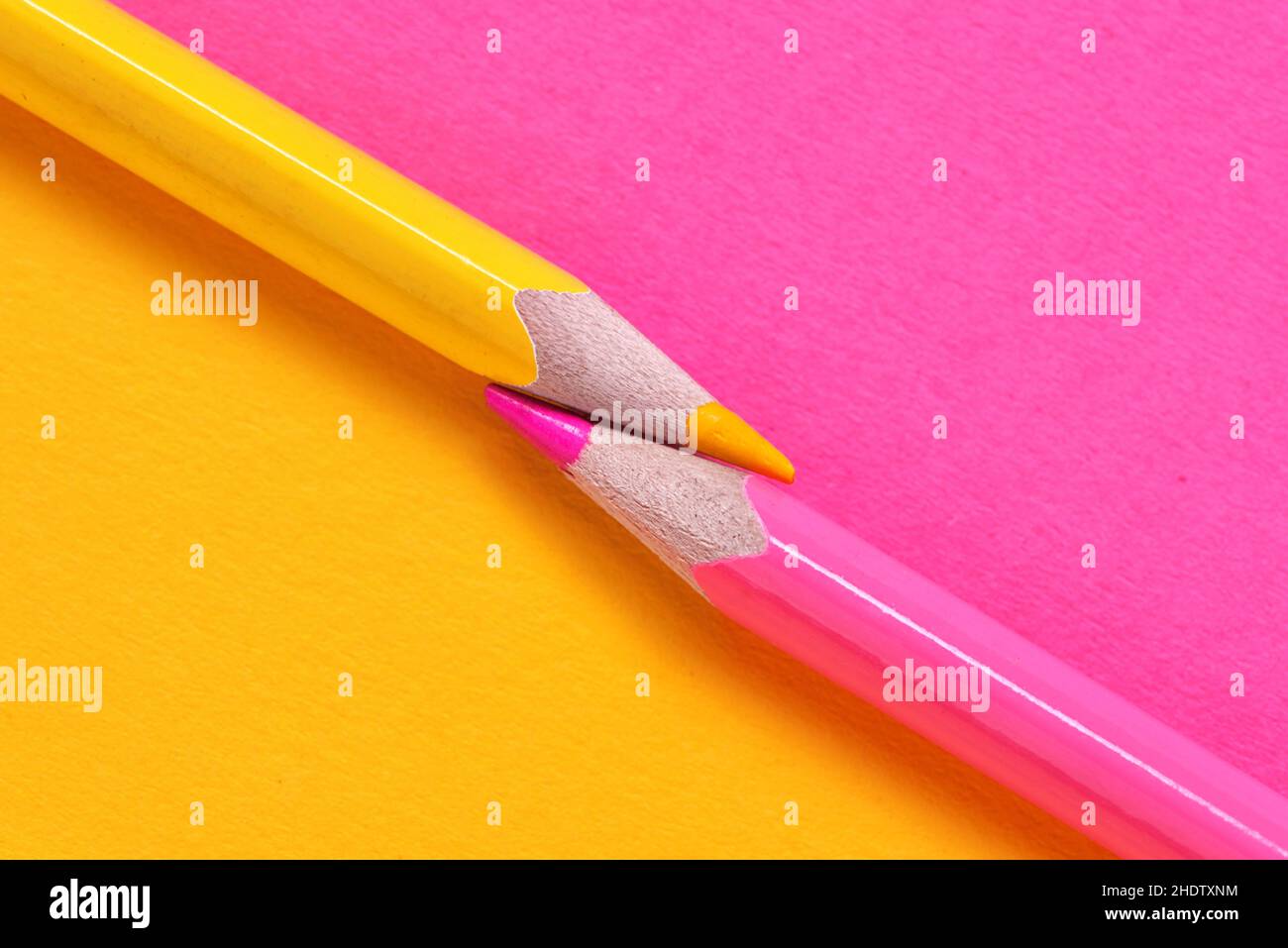 jaune, rose, crayon, jaune, pink,crayons de cire Banque D'Images