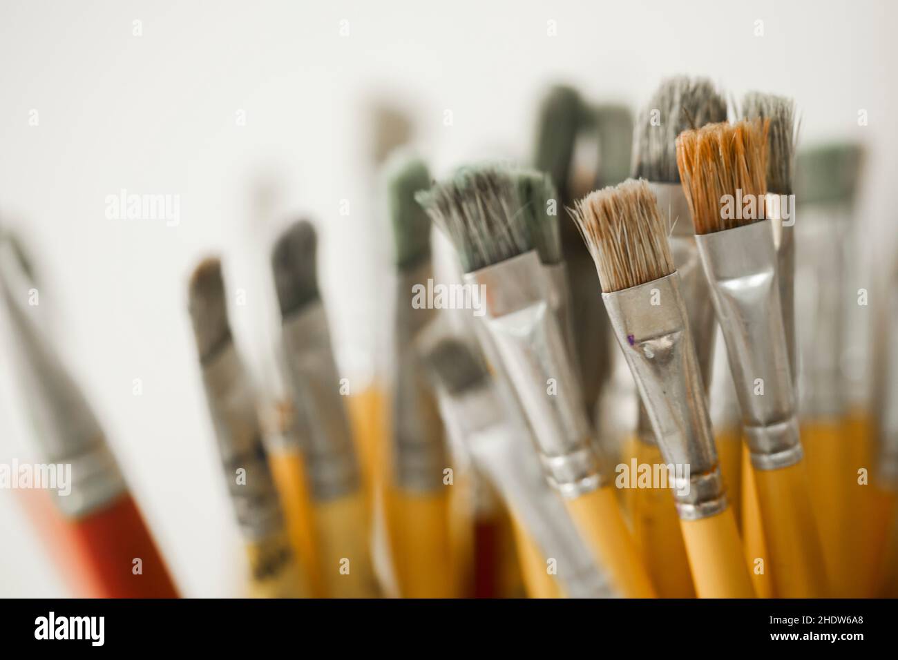 concept de développement de la petite enfance. jouets et outils pour enfants en bois. jouets éducatifs.Photo de haute qualité Banque D'Images