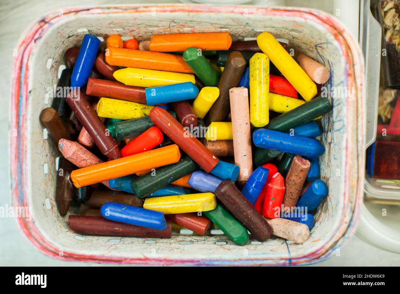 concept de développement de la petite enfance. jouets et outils pour enfants en bois. jouets éducatifs.Photo de haute qualité Banque D'Images