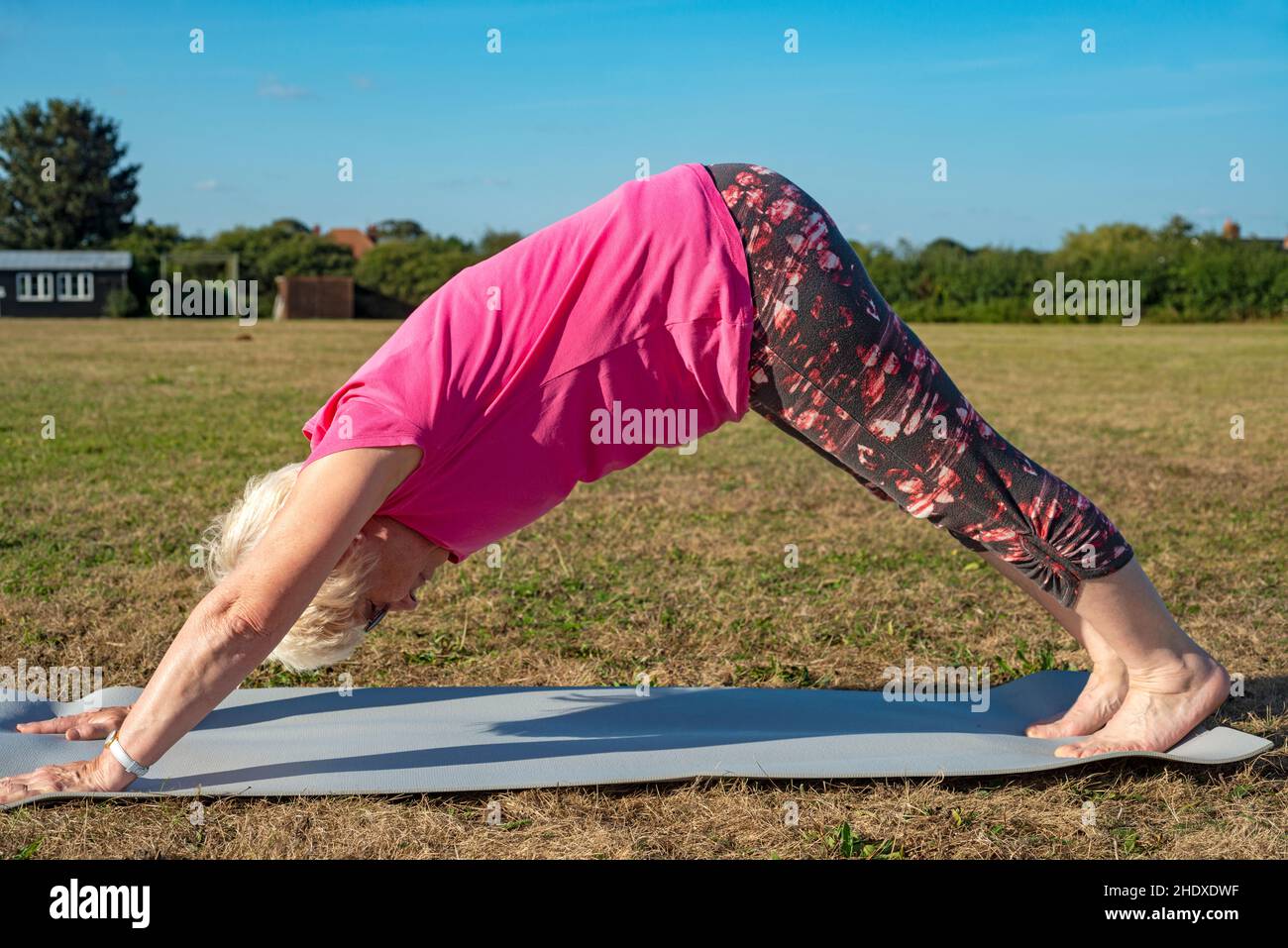Yoga en plein air Banque D'Images