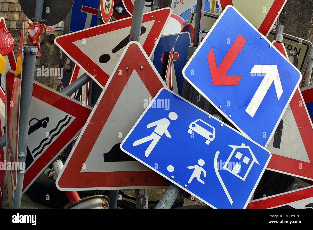 signalisation routière, signalisation routière, signalisation routière ...