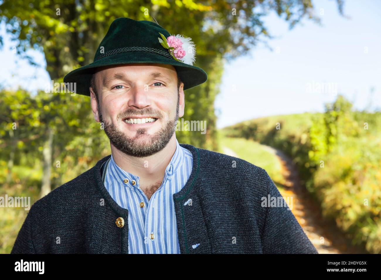 SOMSOC Costume Bavarois Allemand Pour Homme Comprenant Un Pantalon