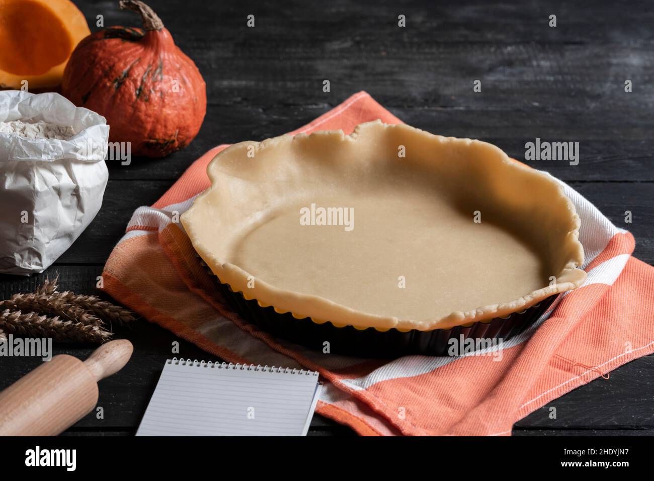 pâte, tarte à la citrouille, pâtes, tourtes à la citrouille Banque D'Images