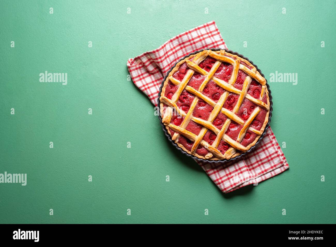 gâteau à la framboise, gâteaux à la framboise Banque D'Images