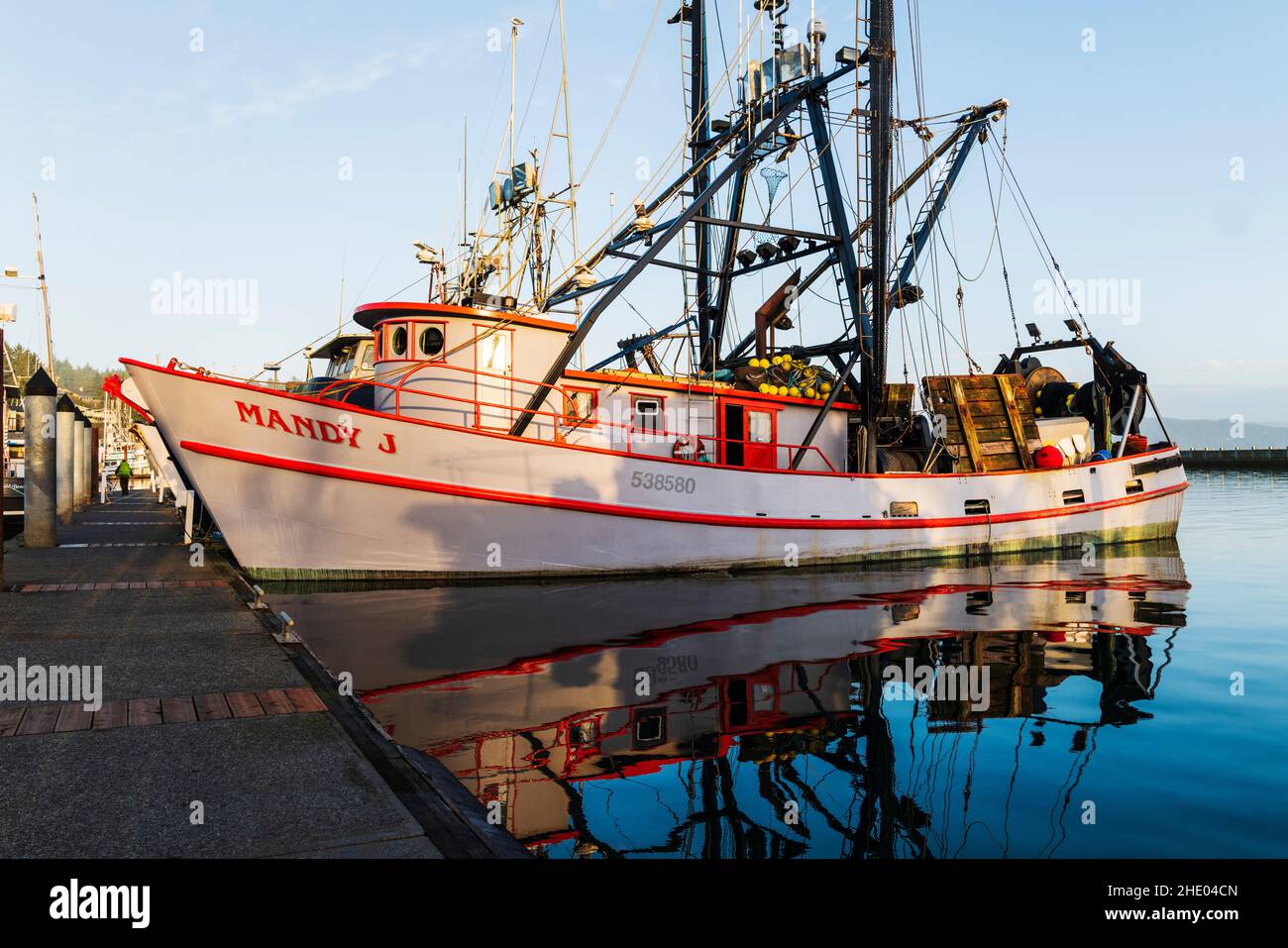 Bateaux de pêche au quai; port; Newport; Oregon; États-Unis Banque D'Images