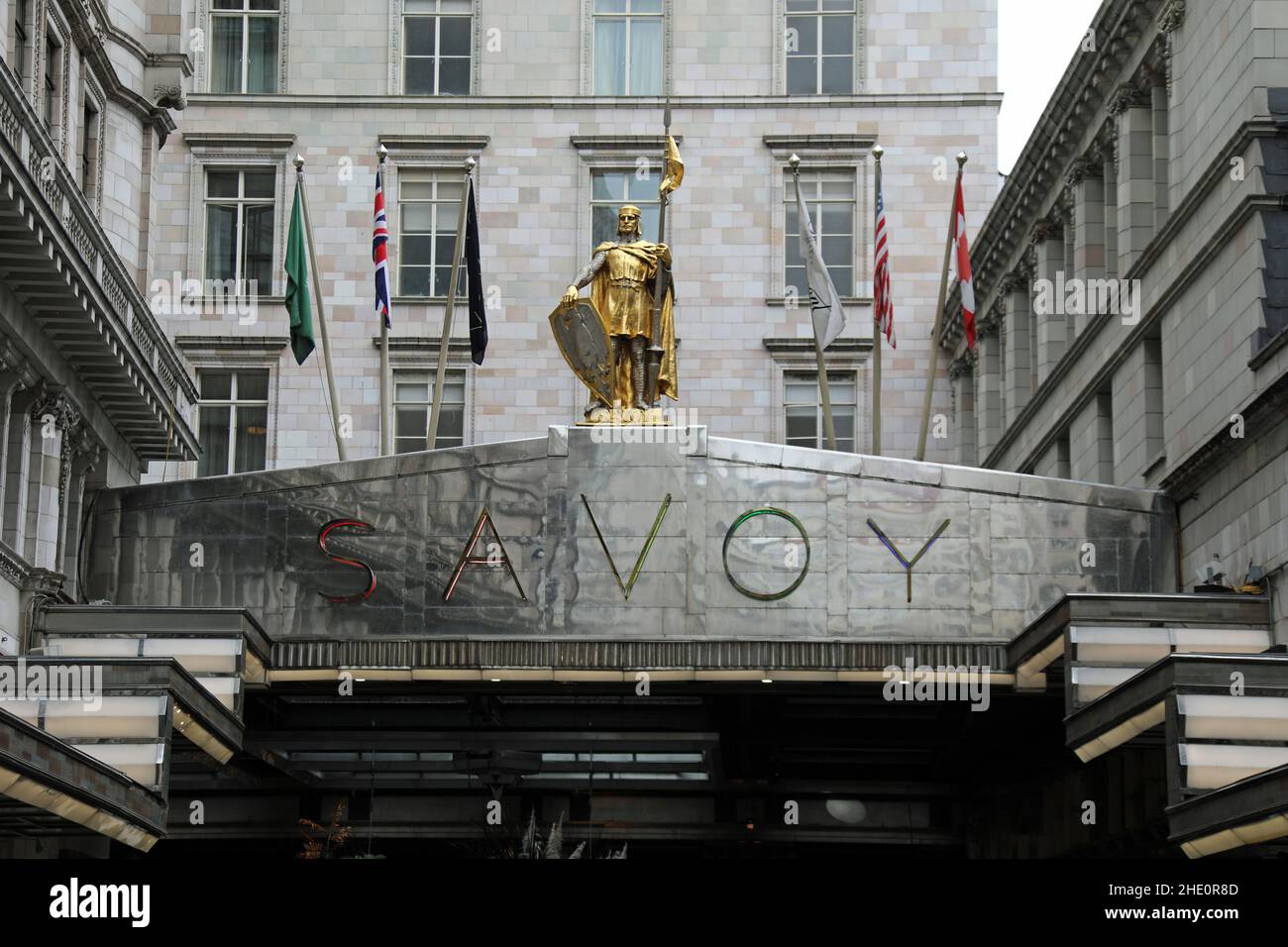 Le célèbre Savoy Hotel à The Strand à Londres Banque D'Images