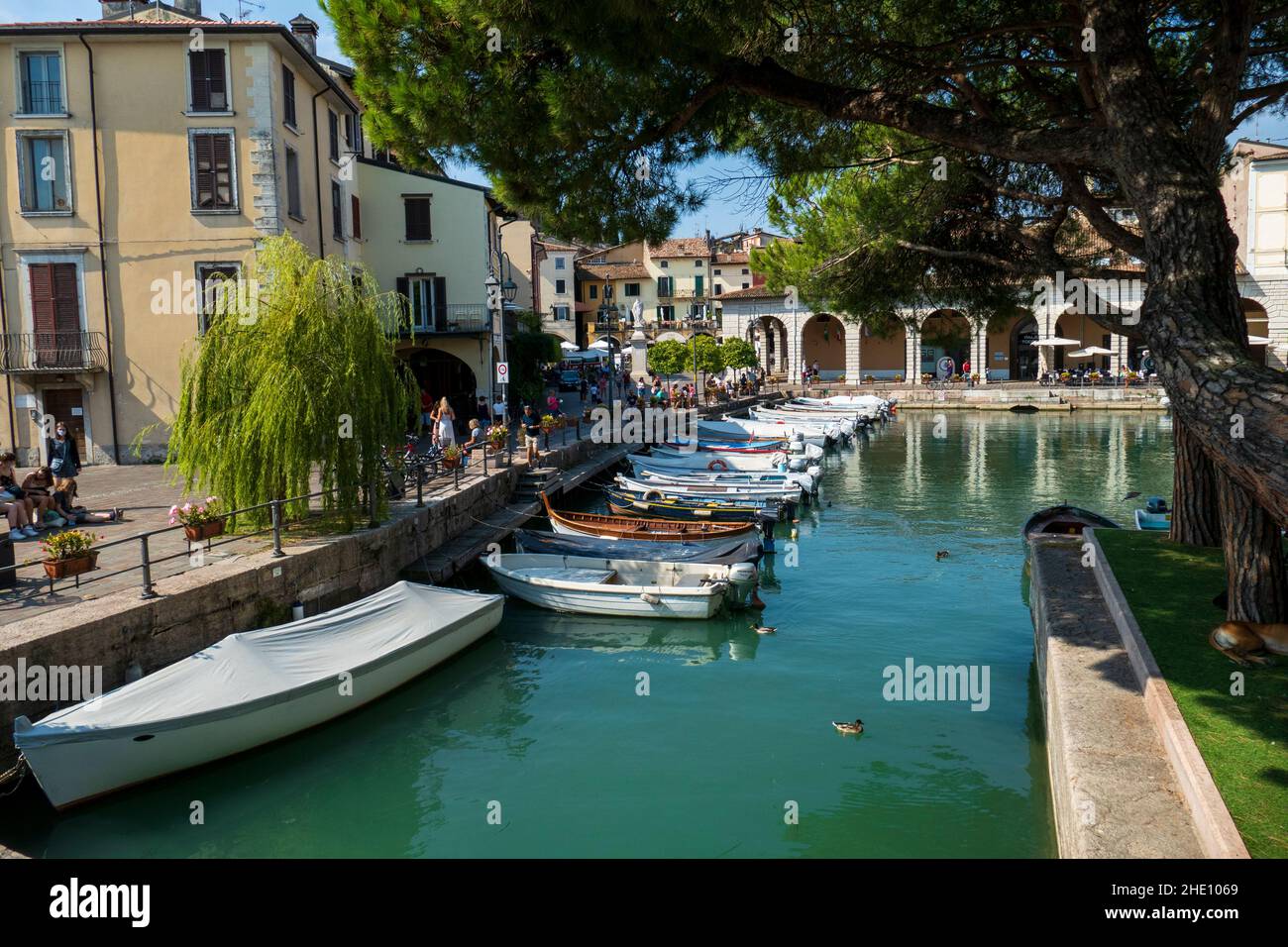 Alter Hafen Porto Vecchio à Desenzano Banque D'Images