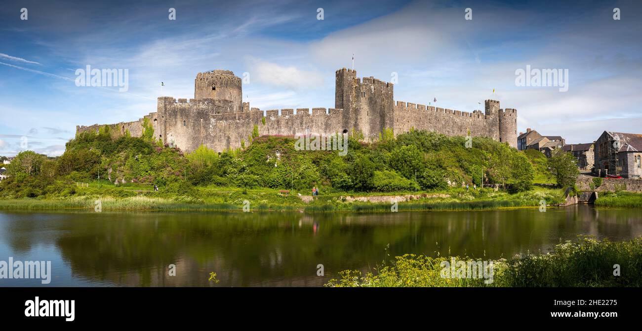 Royaume-Uni, pays de Galles, Pembrokeshire, Pembroke, Château de Mill Pond, panoramique Banque D'Images