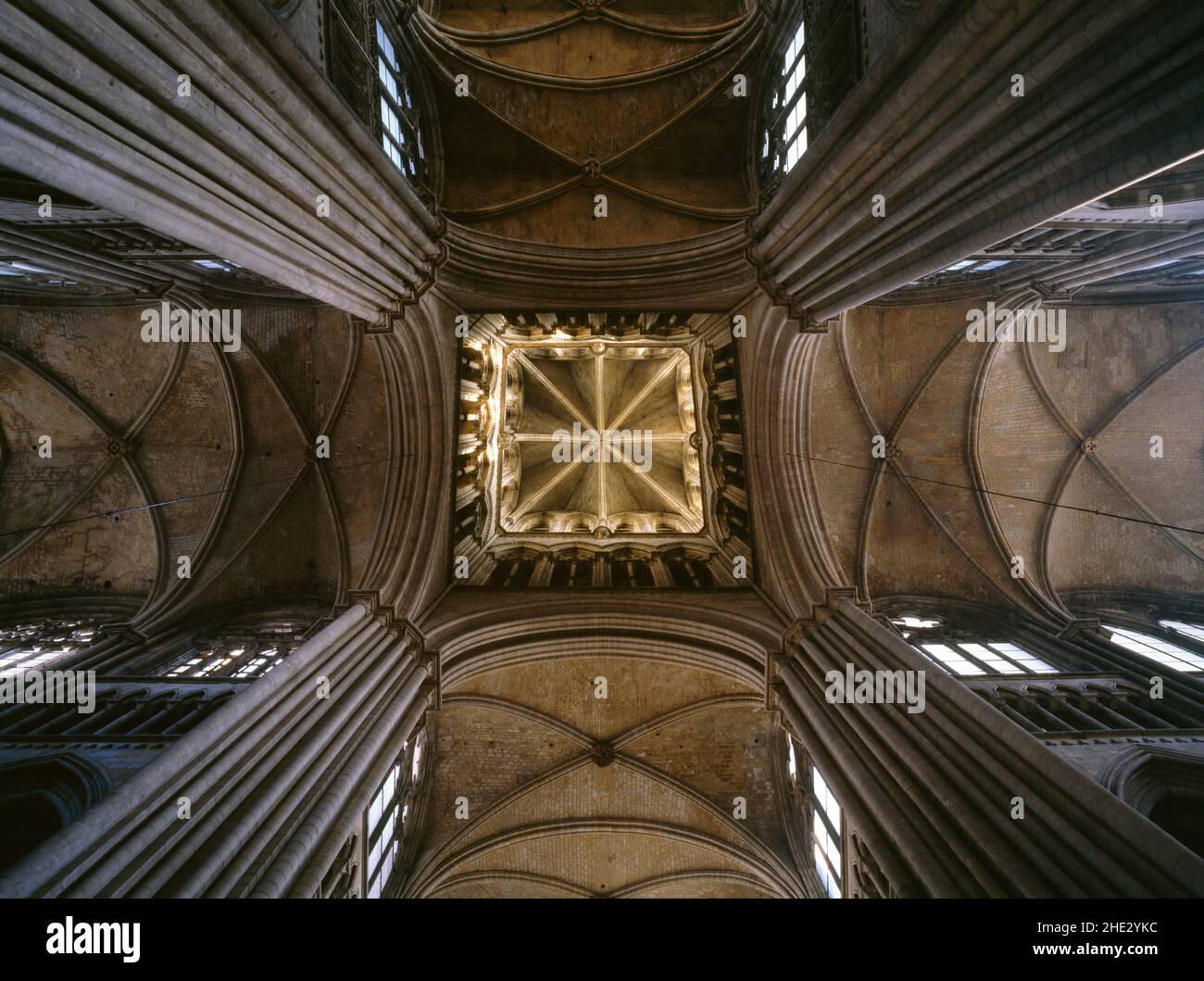 Rouen, Kathedrale, Cathédrale primatiale notre-Dame de l’Assomption de Rouen, Blick in den Vierungsturm Banque D'Images