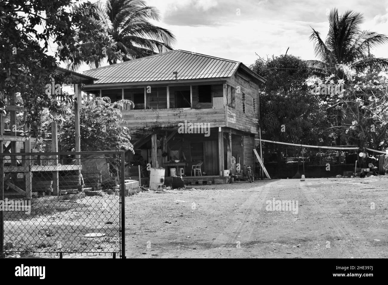 Une maison en manille dans un quartier de Belize City, Belize Banque D'Images