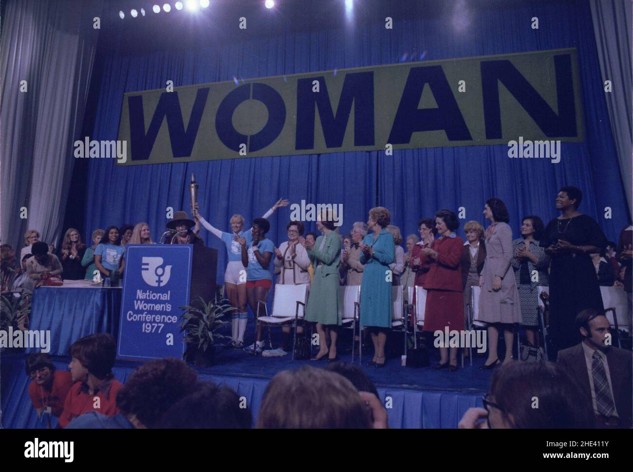 Rosalynn Carter avec Betty Ford et Ladybird Johnson au National Womens Conférence. Banque D'Images