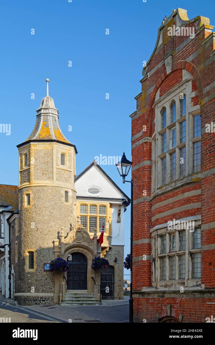 Royaume-Uni, Dorset, Lyme Regis Museum et Guildhall Banque D'Images