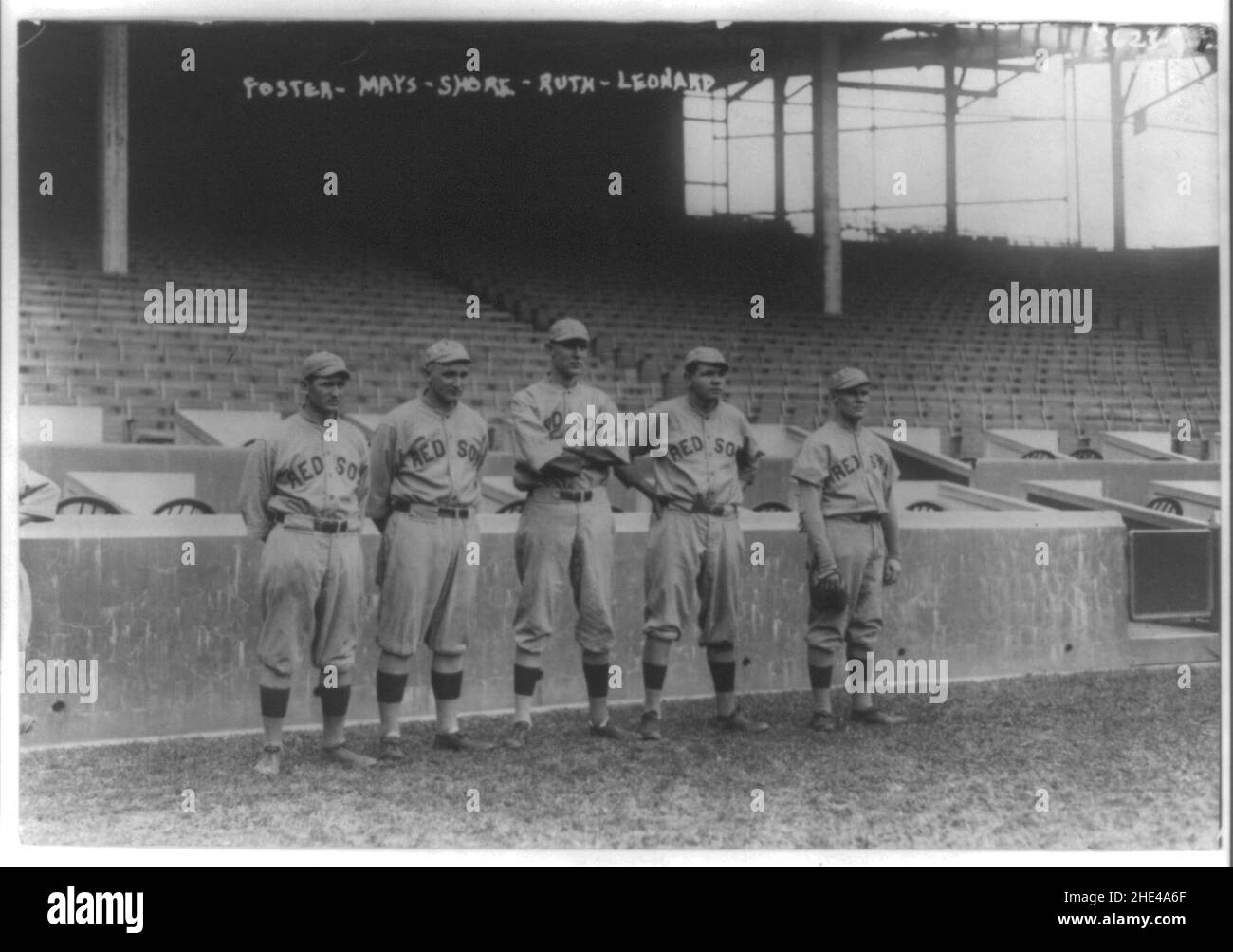 Rube Foster, Carl Mays, Ernie Shore, Babe Ruth, Leonard hollandais,Boston AL, 10-7-1915 (baseball) Banque D'Images