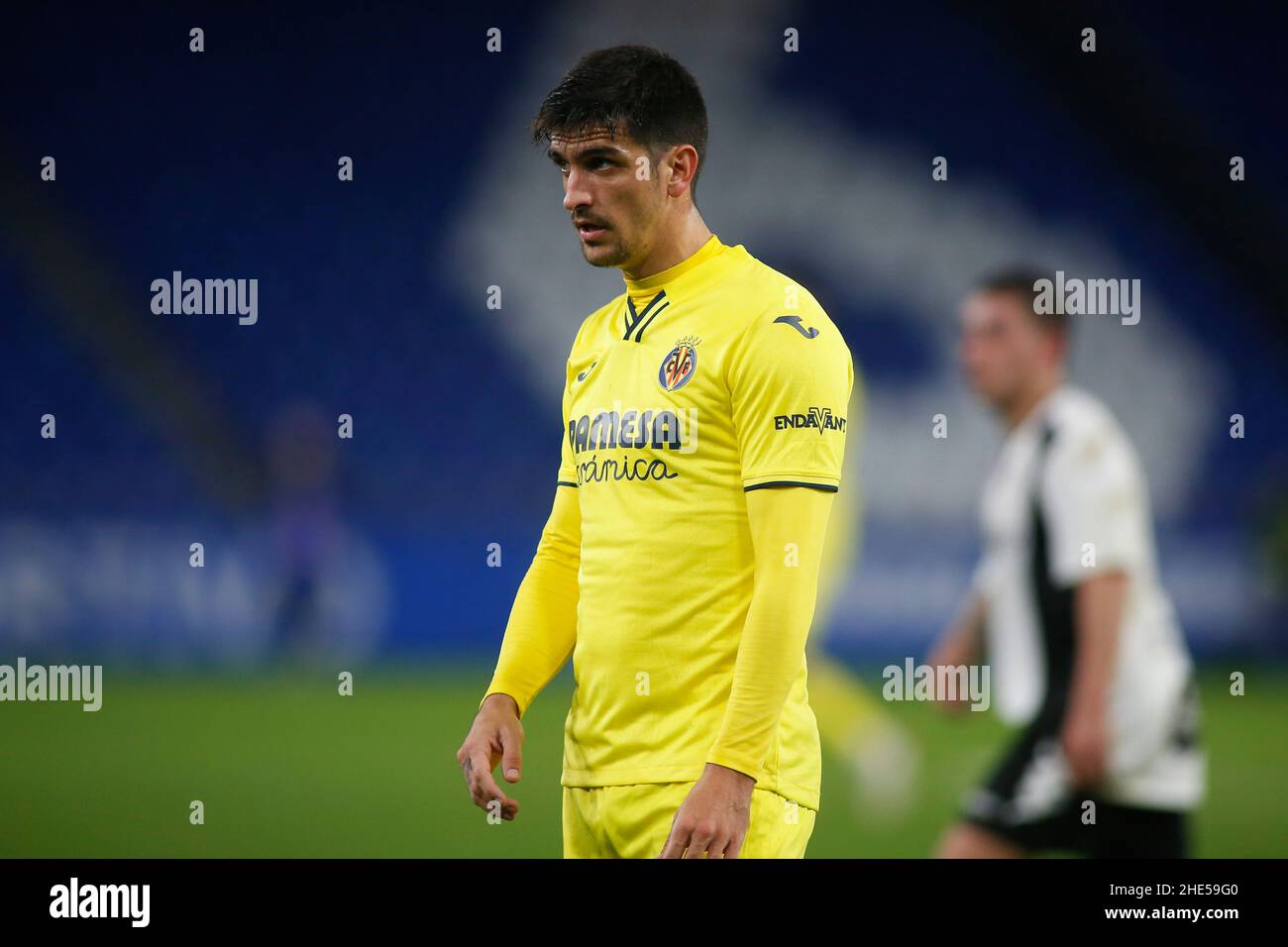 A Coruna-Spain.Gerard Moreno(en avant) en action pendant le match de football de la coupe du roi d'Espagne entre Victoria CF et Villarreal dans le stade Riazor Banque D'Images
