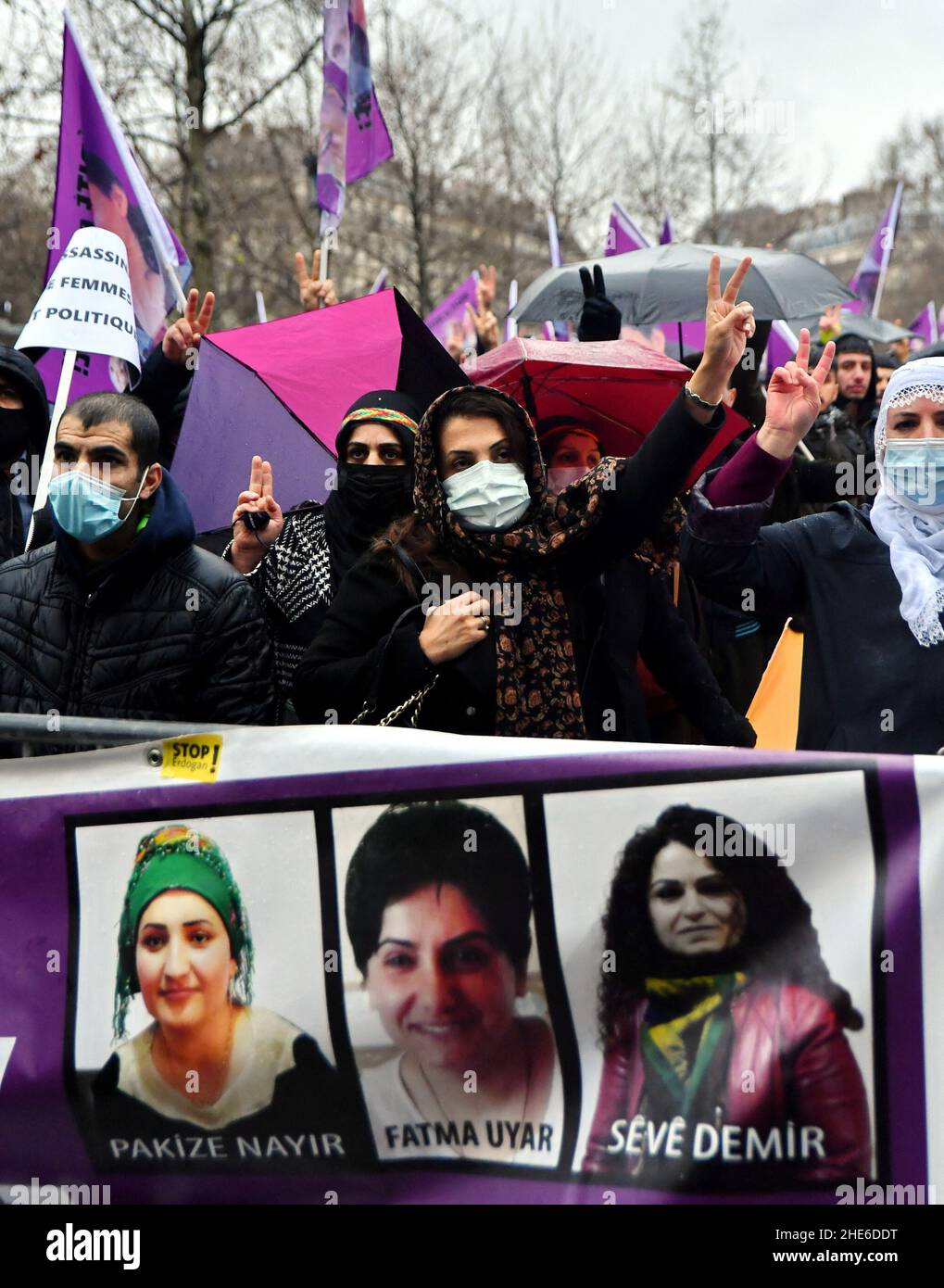 Manifestation pour demander justice à trois militantes kurdes, Sakine Cansiz, Fidan Dogan et Leyla Soylemez, assassinées en janvier 2013 à Paris, le 08 janvier 2022.9 ans après que les Kurdes continuent à exiger que justice leur soit faite.Photo par Karim ait Adjedjou/avenir Pictures/ABACAPRESS.COM Banque D'Images