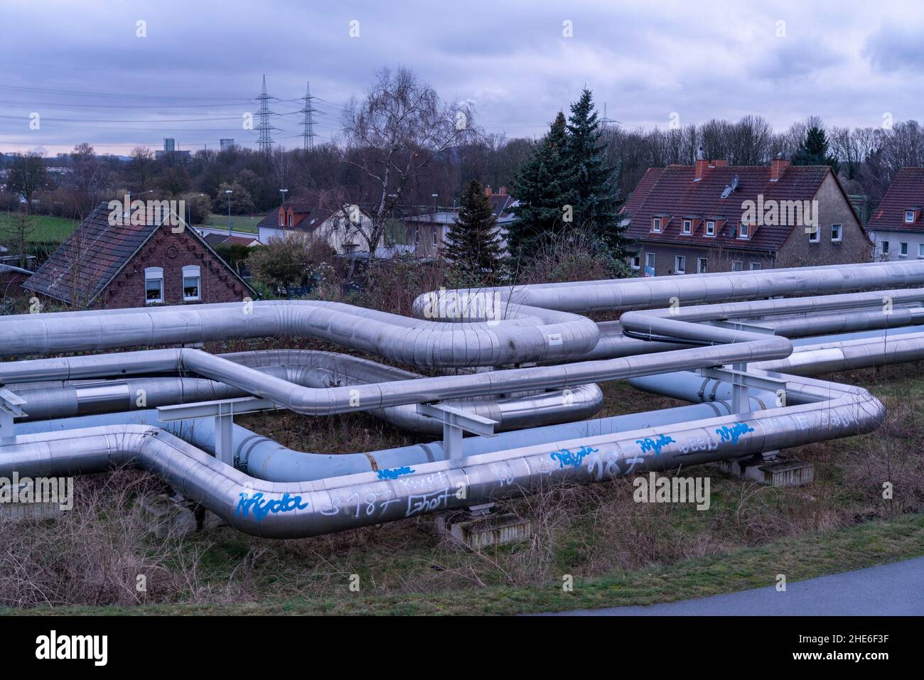 Conduites de chauffage urbain, Hertener Stadtwerke, point de transfert à l'ancienne collierie Schlägel & Eisen, des conduites de la centrale électrique vers le Stadt Banque D'Images