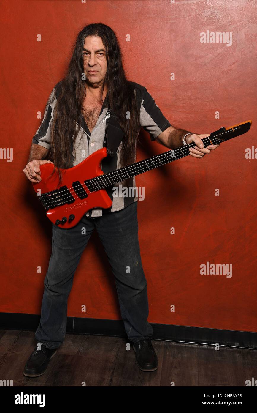 Deerfield Beach.08th janvier 2022.Dave 'The Beast' Spitz pose pour un portrait pendant le Rock 'N' Roll Fantasy Camp aux studios Markee le 8 janvier 2022 à Deerfield Beach, Floride.Crédit : Mpi04/Media Punch/Alamy Live News Banque D'Images Deerfield Beach.08th janvier 2022.Dave 'The Beast' Spitz pose pour un portrait pendant le Rock 'N' Roll Fantasy Camp aux studios Markee le 8 janvier 2022 à Deerfield Beach, Floride.Crédit : Mpi04/Media Punch/Alamy Live News Banque D'Images