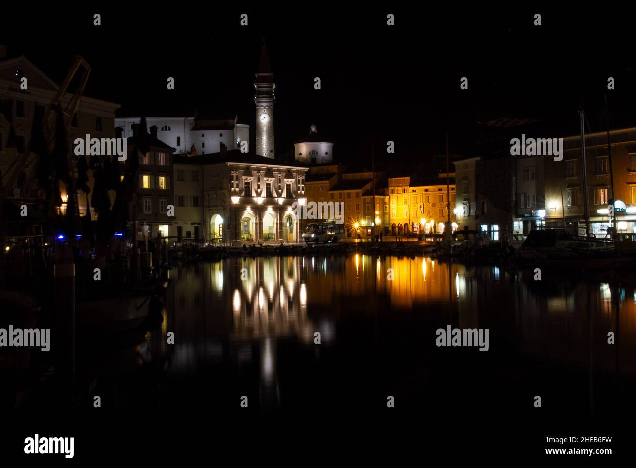 Piran (Pirano) est une ville du sud-ouest de la Slovénie sur le golfe de Piran sur la mer Adriatique.C'est l'une des trois grandes villes de l'Istrie slovène.TH Banque D'Images