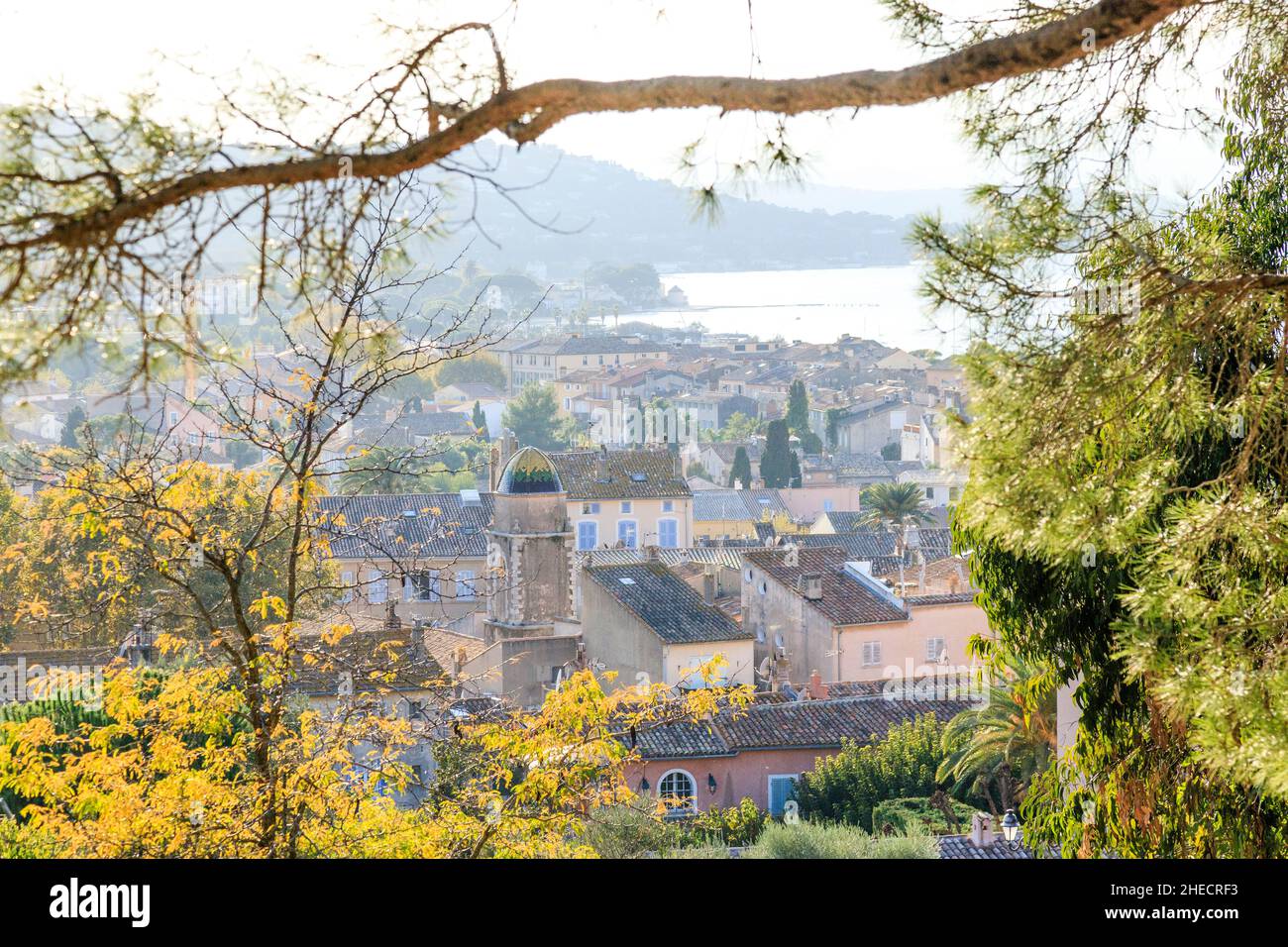 France, Var, Saint Tropez, village et Golfe de Saint Tropez // France, Var (83), Saint-Tropez, village et le Golfe de Saint-Tropez Banque D'Images