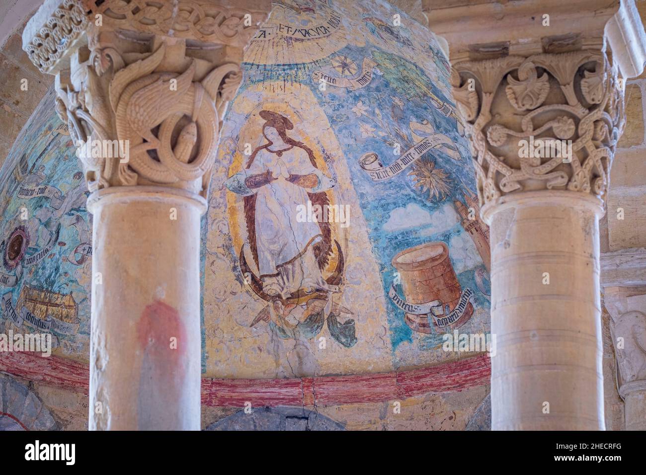 France, Nievre, Saint-Révérien, village sur la via Lemovicensis ou Vezelay Way, l'une des voies principales vers Saint-Jacques de Compostelle, église romane Saint-Révérien du 12th siècle, site de Clunac Banque D'Images