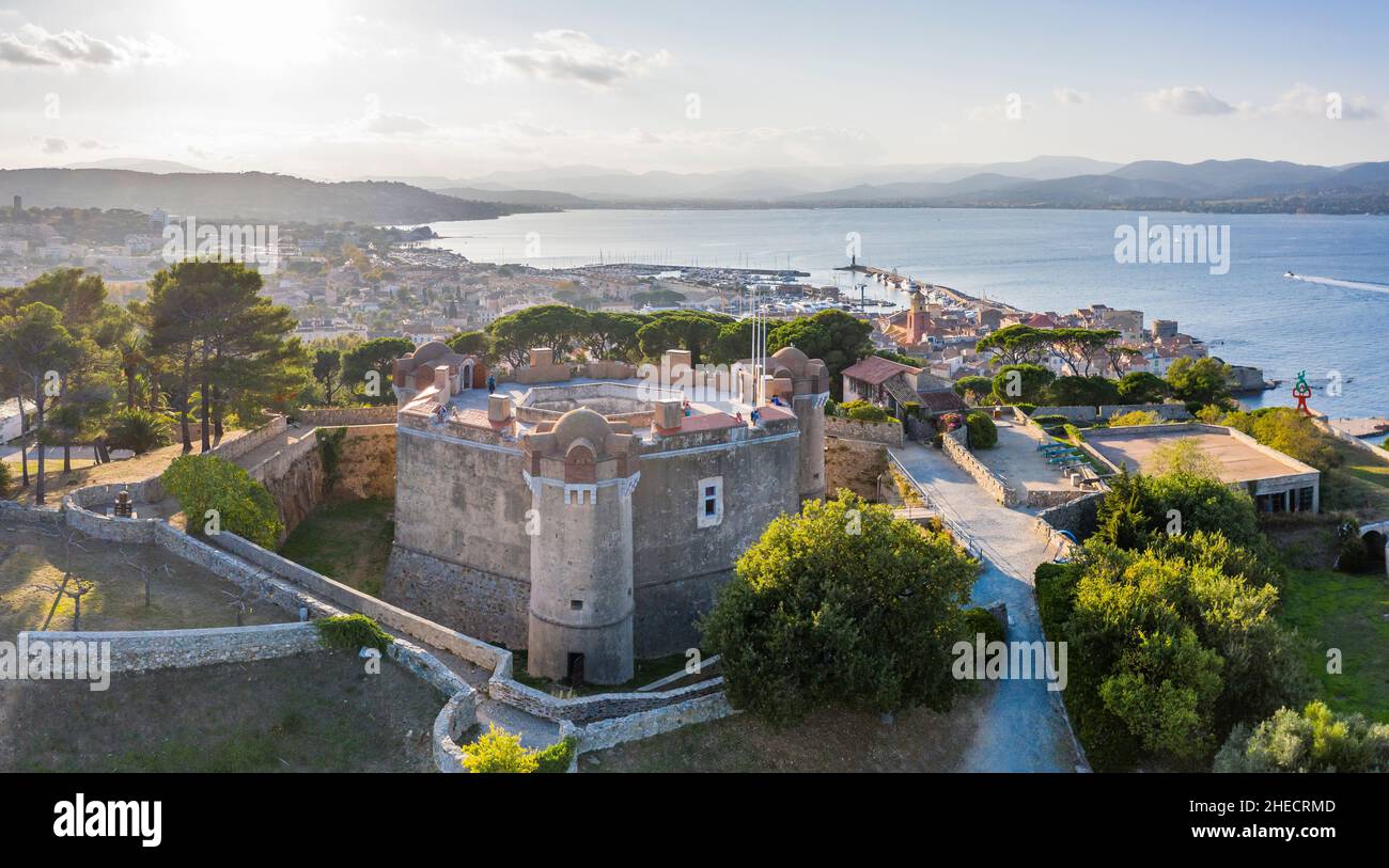 France, Var, Saint Tropez, citadelle de Saint Tropez et Golfe de Saint Tropez (vue aérienne) // France, Var (83), Saint Tropez, citadelle de Saint-Trope Banque D'Images