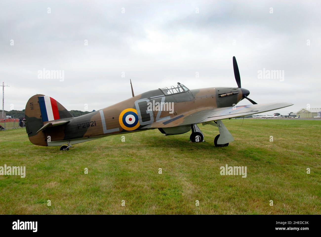 Hawker Hurricane Mk 1 P2921 garé sur l'herbe au spectacle aérien de Biggin Hill Banque D'Images