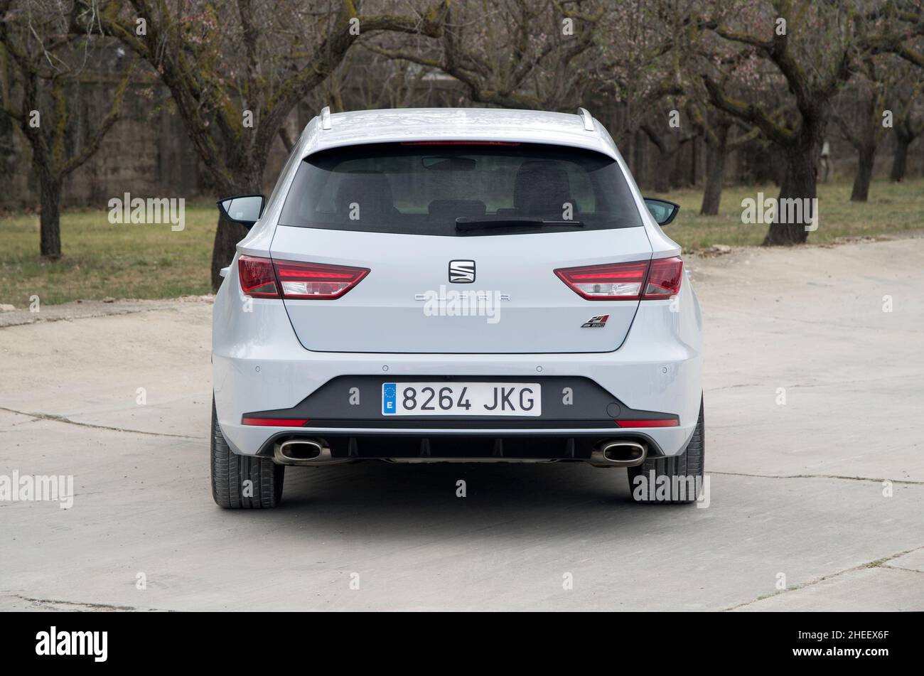 Voiture de sport Leon Cupra espagnole à hayon à 2016 PLACES Banque D'Images